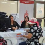 Carabineros de la Sección SIP de la 2da. Comisaría San Felipe mientras realizaba diversas diligencias Investigativas en el sector de calle Sargento Aldea, verificaron la patente de un vehículo marca Mercedes Benz estacionado en el lugar, arrojando el sistema que mantenía encargo vigente por el delito de robo con violencia (método encerrona) de la ciudad de Quillota. El personal policial realizó vigilancia en el lugar por tres horas, divisando a dos hombres que abordan el vehículo, instante en que son aprehendidos por personal policial. Los detenidos de 17 y 19 años poseen antecedentes policiales por delitos como robo en lugar habitado, robos con intimidación, robos por sorpresa, robo con violencia y lesiones menos graves. Los dos detenidos este martes 26 de Noviembre pasarán a control de detención en el Tribunal de Garantia de San Felipe.